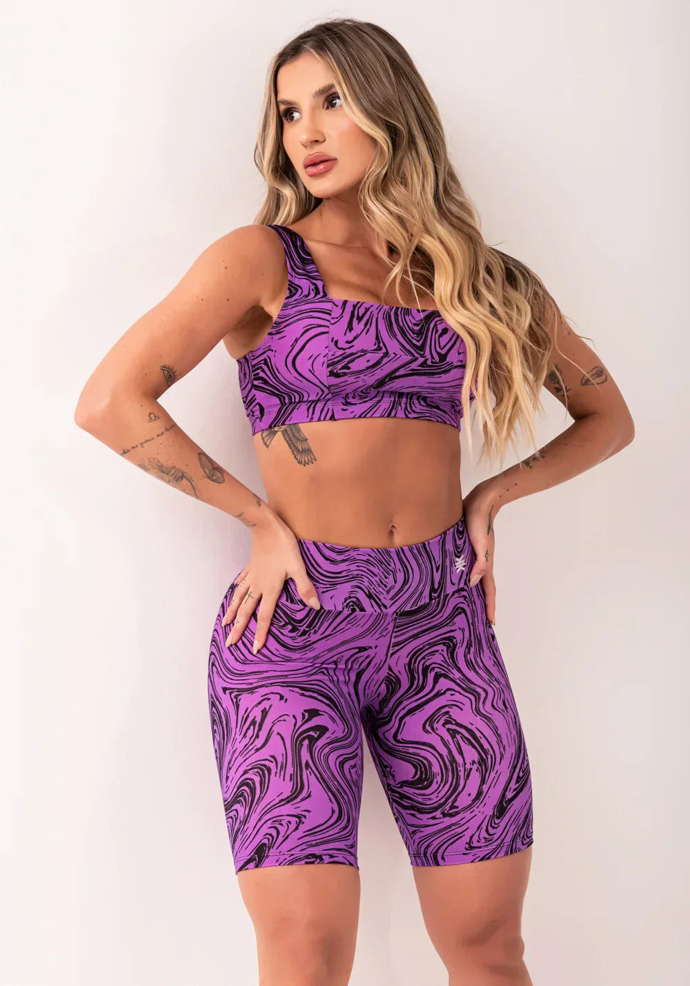 Conjunto Short + Top fitness feminino rosa decote reto estampado abstract duo euphoria