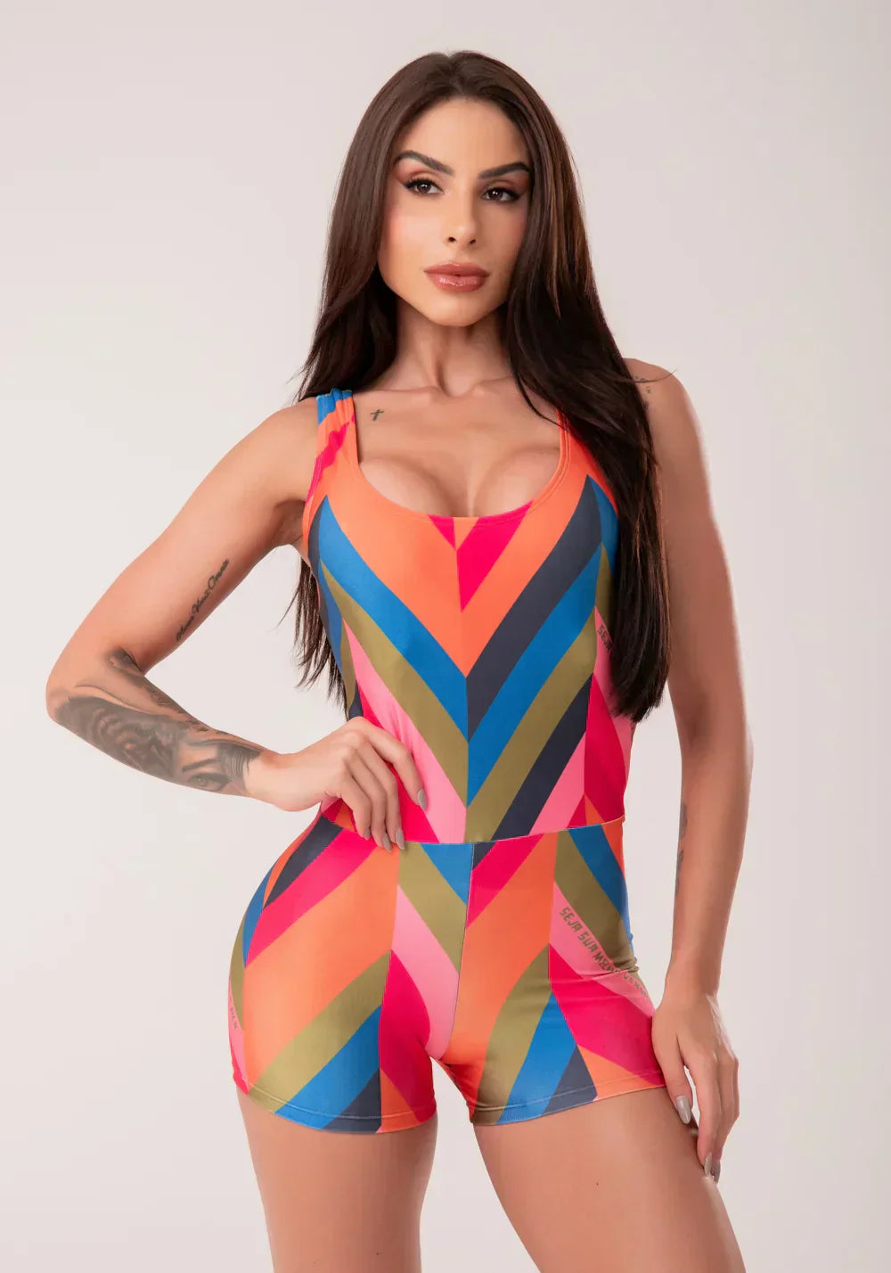 Macaquinho fitness feminino estampado vibração astral