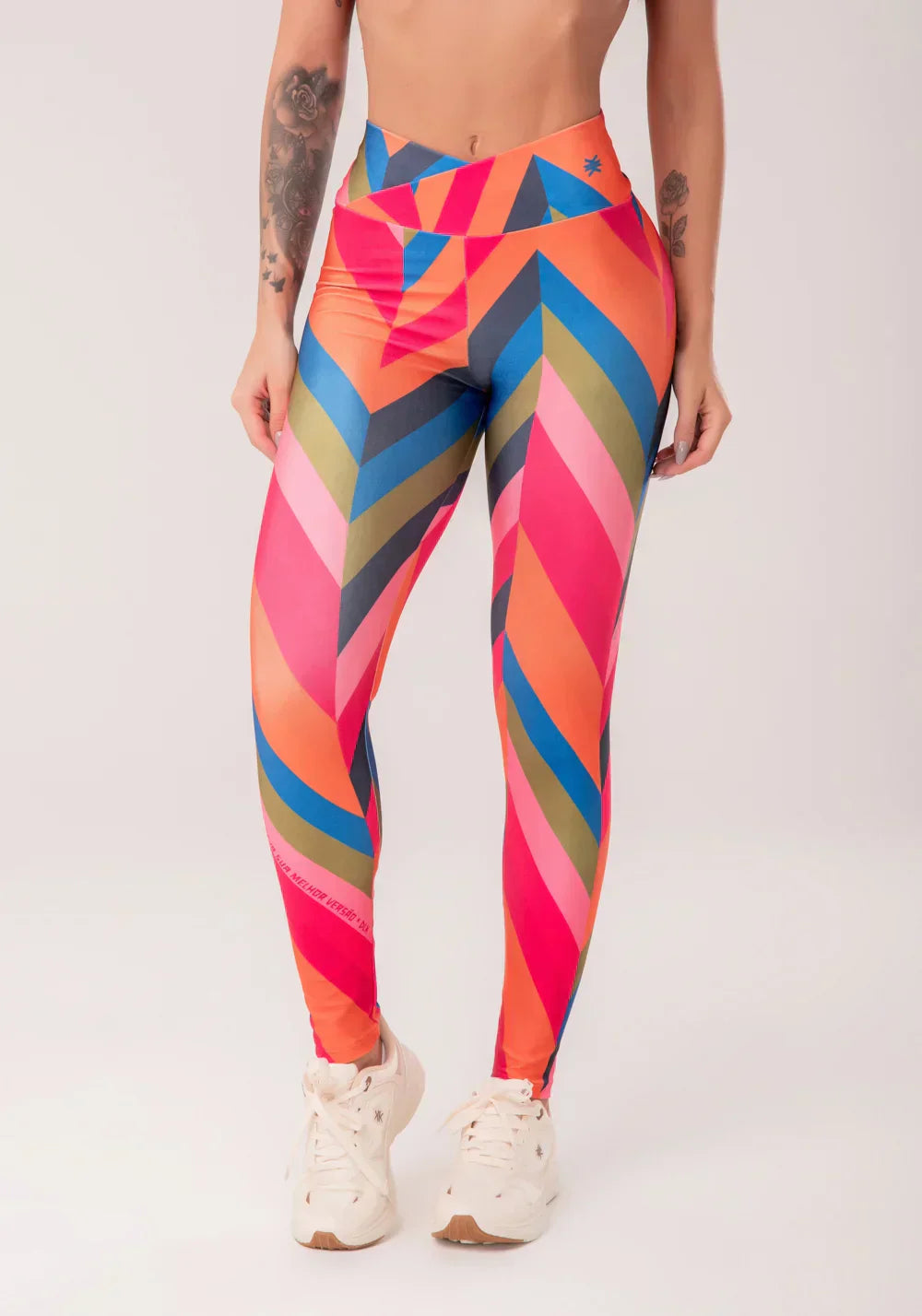 Conjunto Legging + Top fitness feminino decote v transpassado estampado vibração astral